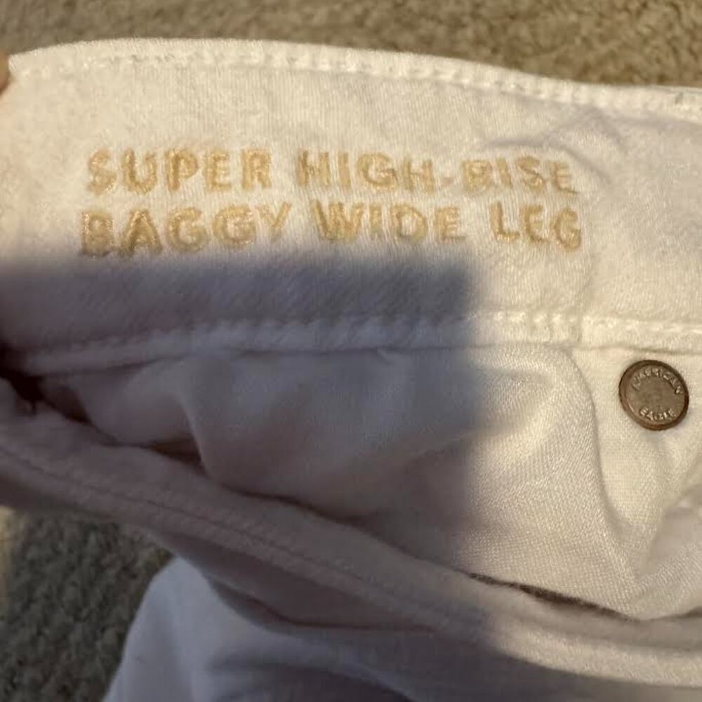 American Eagle Super High-Rise Baggy Wide Leg Jeans - Picture 7 of 7